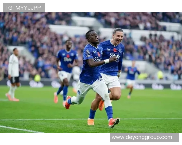 曼城与切尔西对决前瞻分析谁能在英超赛场上笑到最后